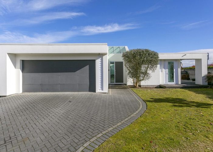  at 15 Magnolia Rise, Waipahihi, Taupo, Waikato