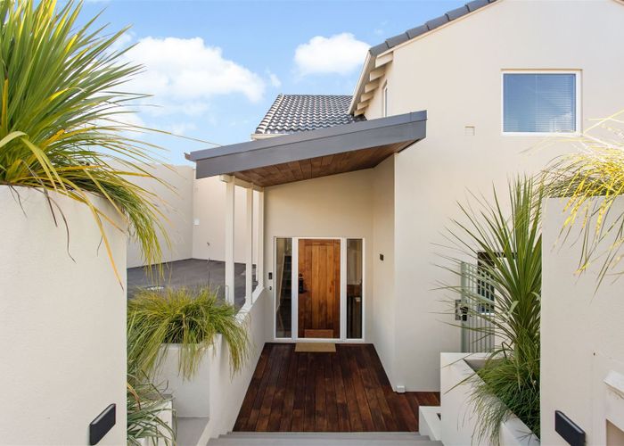  at 4 Somerton Rise, Westmorland, Christchurch
