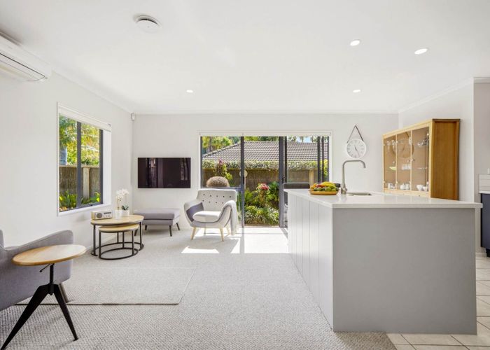  at 4 Denim Place, Albany, North Shore City, Auckland