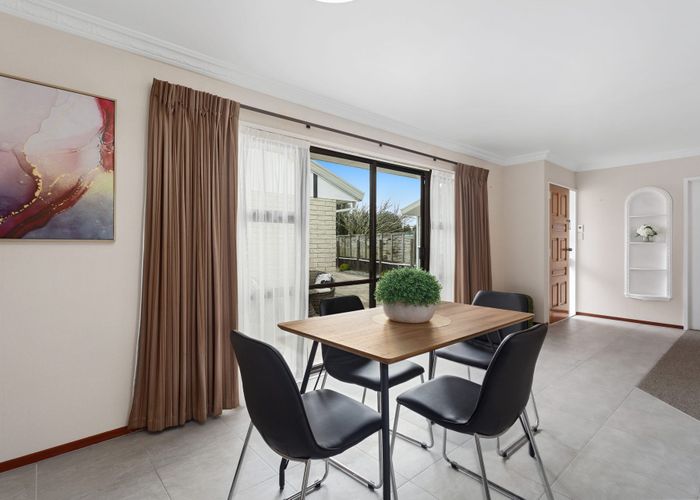  at 3B Beach Street, Whakatane