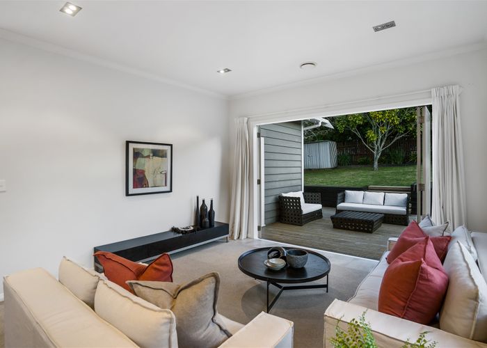  at 37 Cambourne Road, Sandringham, Auckland