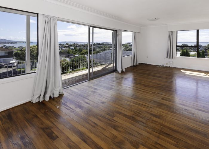  at 12 Copperfield Terrace, Mellons Bay, Manukau City, Auckland