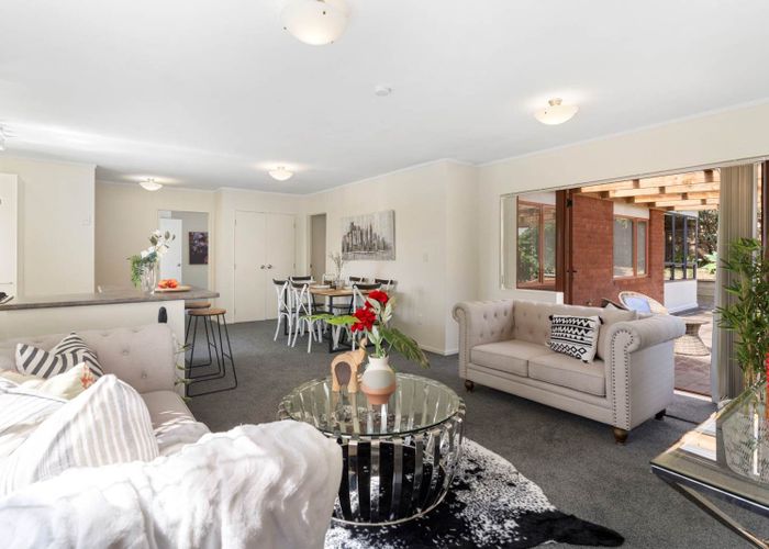  at 9 Blueridge Close, Sunnyvale, Waitakere City, Auckland