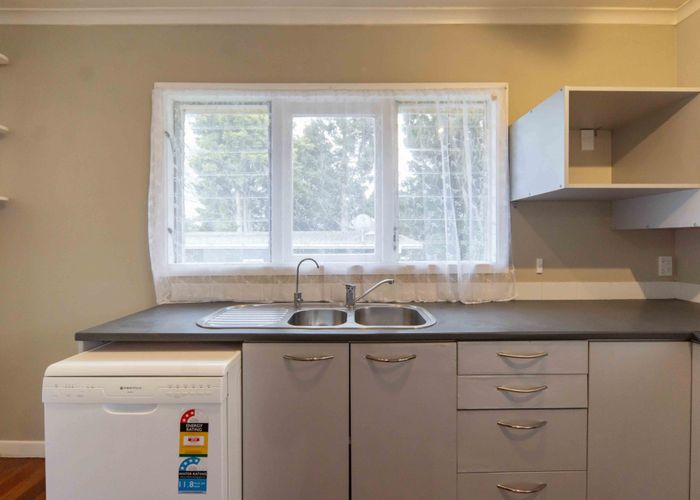  at 76 Maeroa Road, Maeroa, Hamilton, Waikato