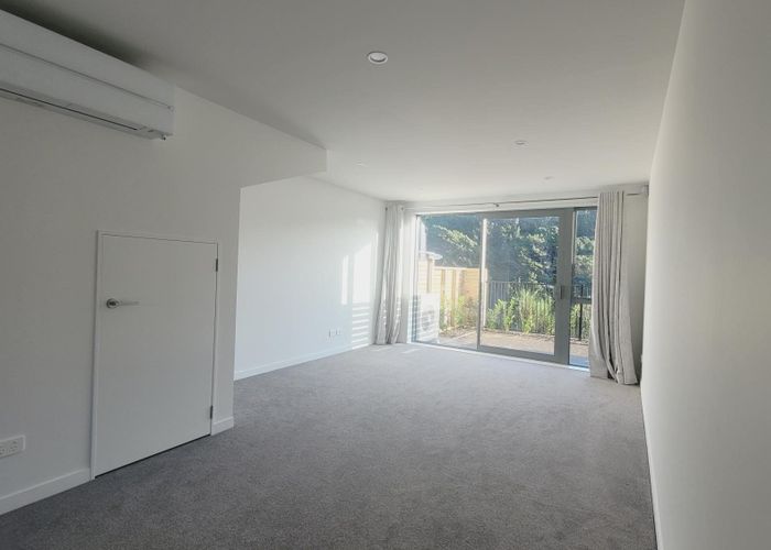  at 88 Ara Paiwhenua, Tawa, Wellington, Wellington