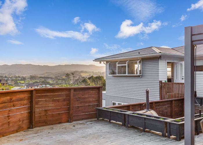  at 3 Springhill Lane, Sunnyvale, Auckland