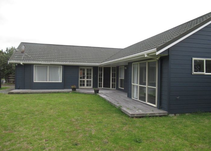  at 5 Adrian Grove, Waikanae Beach, Kapiti Coast, Wellington
