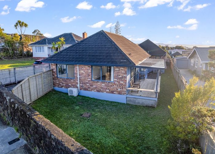  at 99 Boundary Road, Blockhouse Bay, Auckland City, Auckland