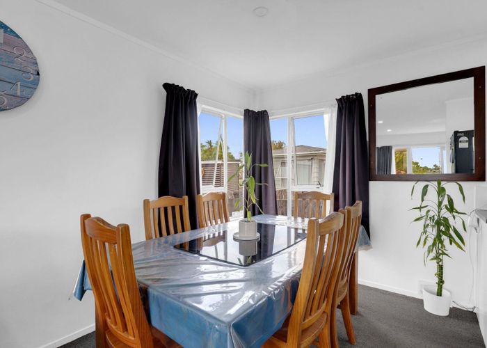  at 33 Hyde Avenue, Nawton, Hamilton, Waikato