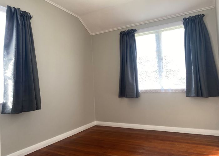  at 20 Charleston Avenue, Boulcott, Lower Hutt