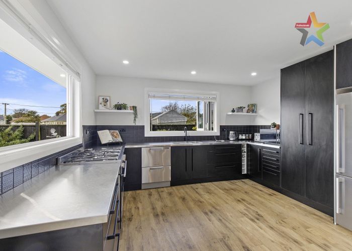  at 2/74 Dyer Street, Epuni, Lower Hutt