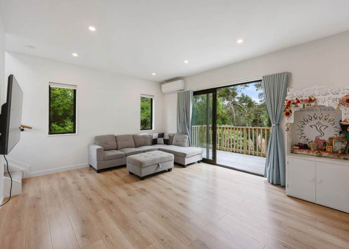  at 1/22 Spinella Drive, Bayview, North Shore City, Auckland