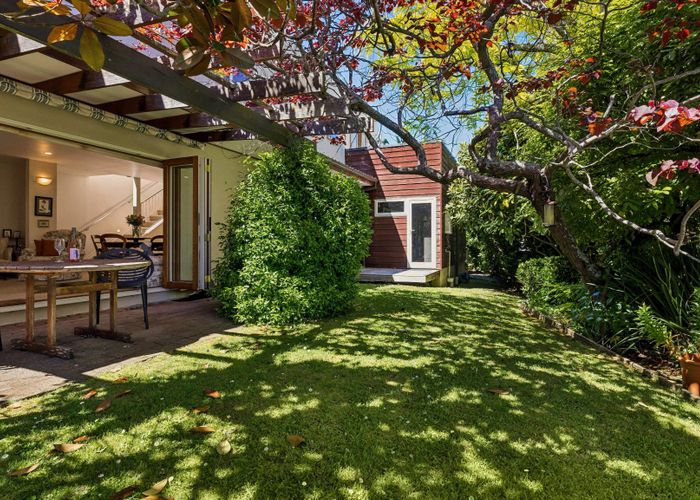  at 10A Temple Street, Meadowbank, Auckland