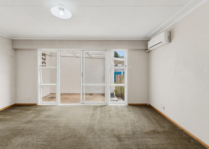  at 11 Edwin Street, Caversham, Dunedin, Otago