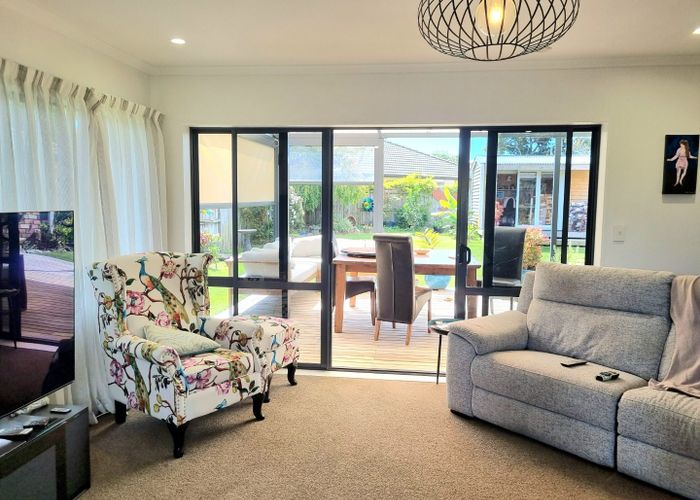  at 5 Carlsberg Place, Papamoa Beach, Tauranga, Bay Of Plenty
