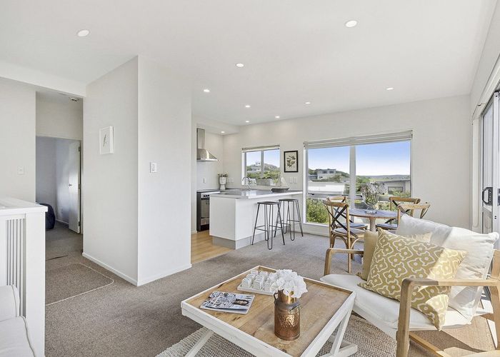  at 1/18 Lambley Road, Titahi Bay, Porirua, Wellington