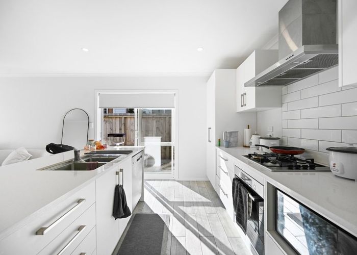  at 3 Brocas Avenue, Hillcrest, Hamilton, Waikato