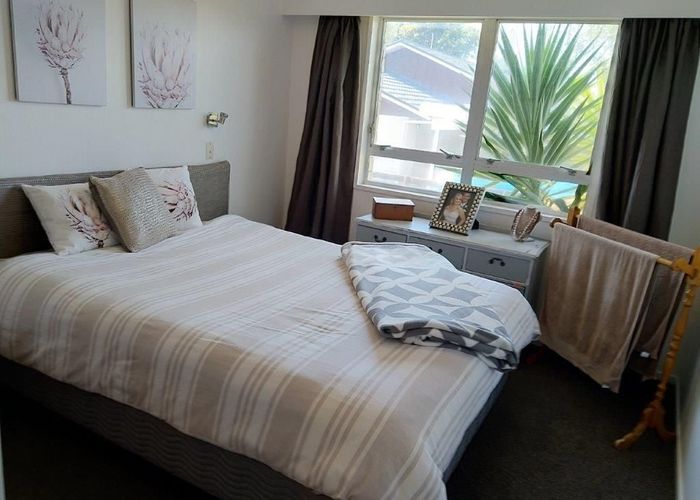 at 16 Linklater Avenue, Bellevue, Tauranga, Bay Of Plenty