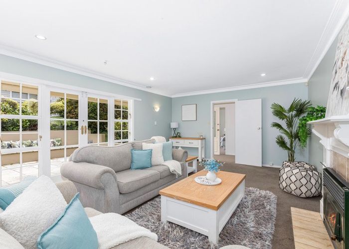  at 22 Freemans Way, Pinehaven, Upper Hutt, Wellington