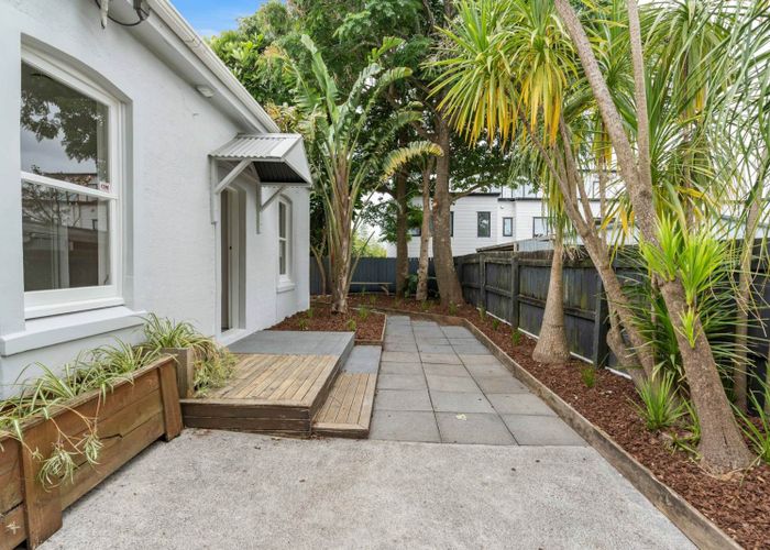  at 22A Harbour View Road, Te Atatu Peninsula, Auckland