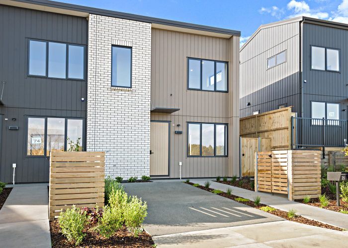  at 11 Huru Road, Flat Bush, Manukau City, Auckland