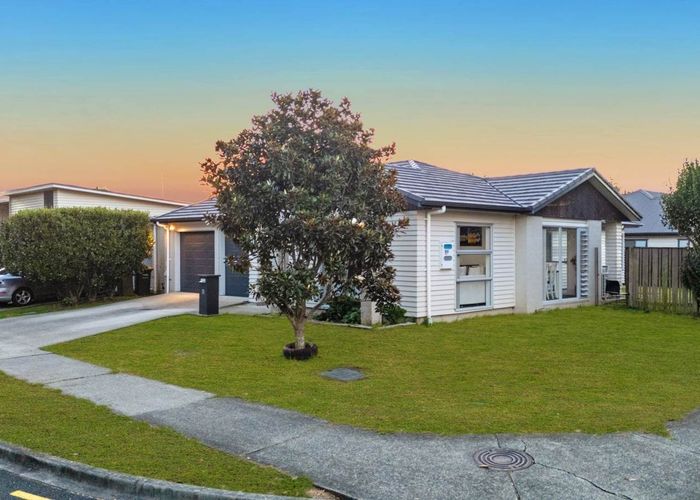  at 70 Popokatea Drive, Takanini, Papakura, Auckland