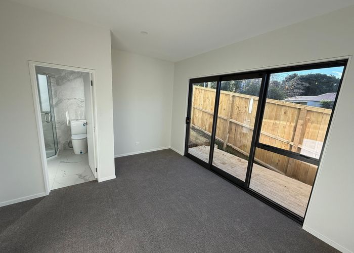  at 9 Tuakana Street, Point England, Auckland City, Auckland