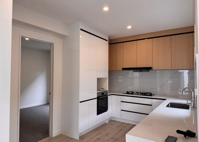  at 9C Mander palce, Bucklands Beach, Manukau City, Auckland