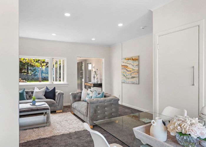  at 81 Carlton Street, Hillsborough, Auckland