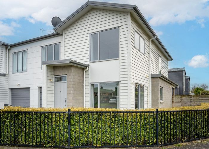  at 2B Yorkshire Road, Silverdale, Hamilton, Waikato