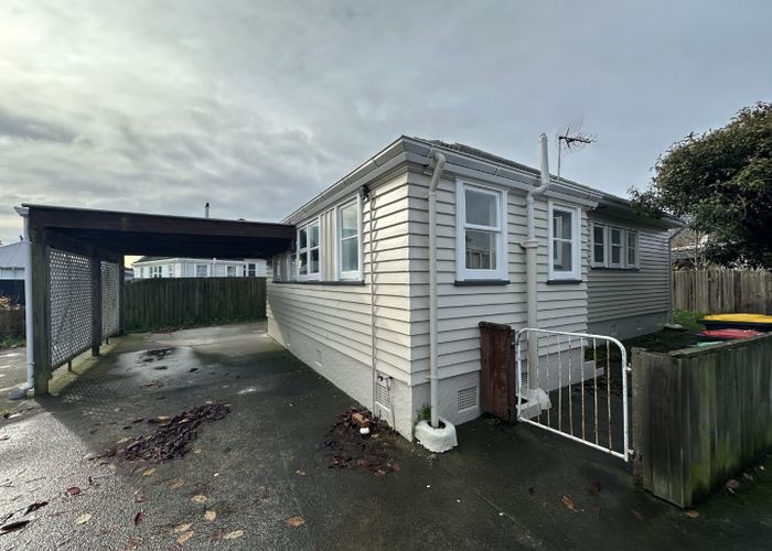  at 31 Dickson Crescent, Hornby, Christchurch City, Canterbury