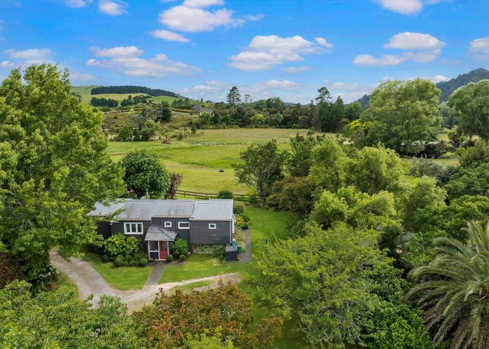  at 42 Parakiwai Quarry Road, Whangamata