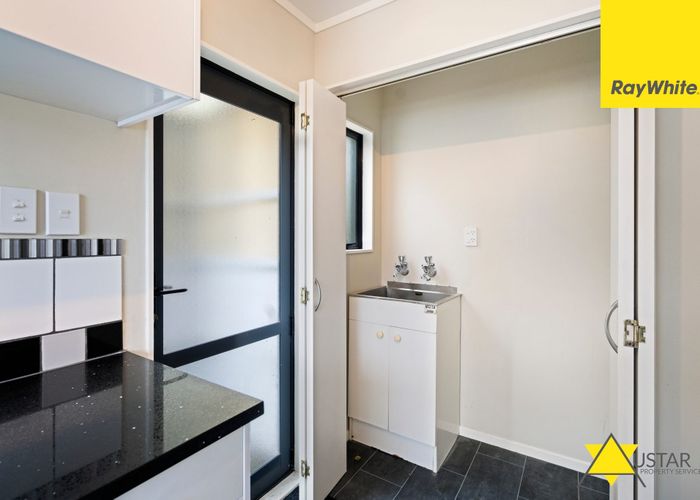  at 9 Parker Avenue, New Lynn, Auckland