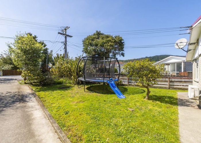  at 4B Te Uruhi Grove, Paraparaumu