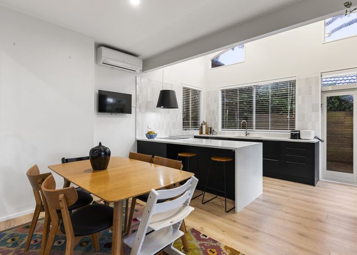  at 4/15 Godden Crescent, Mission Bay, Auckland City, Auckland