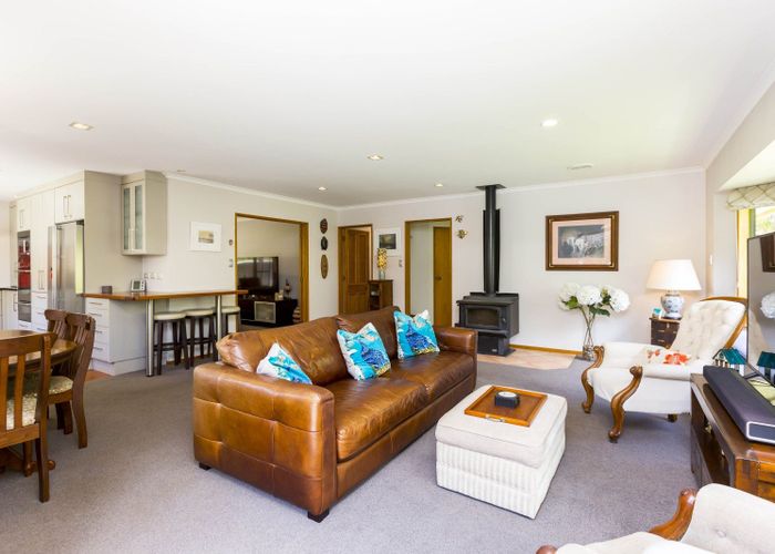  at 1063C Blue Mountains Road, Blue Mountains, Upper Hutt