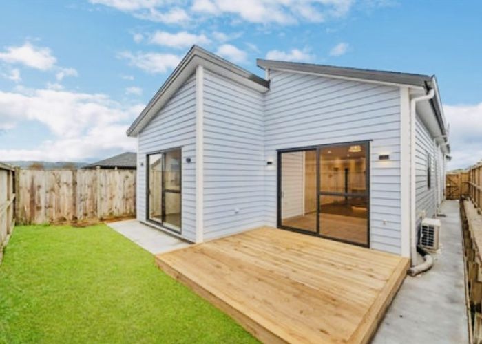  at 11 Cronshaw Road, Karaka, Papakura