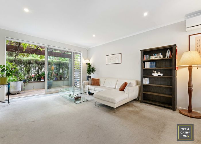  at 15 Hakawai Avenue, Takanini, Papakura, Auckland