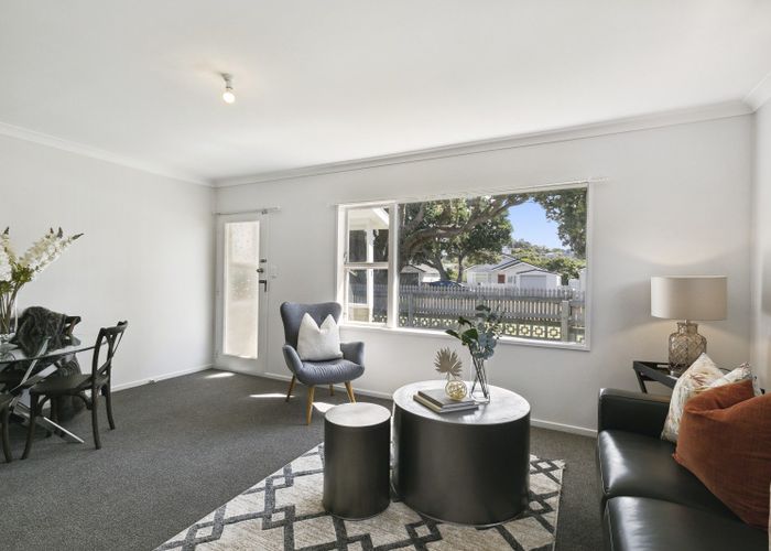  at 1/84 Park Road, Miramar, Wellington