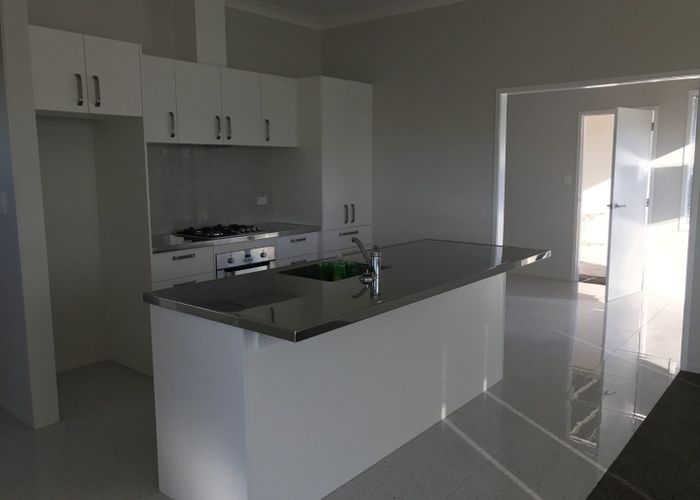  at 586B Papamoa Beach Road, Papamoa, Tauranga, Bay Of Plenty