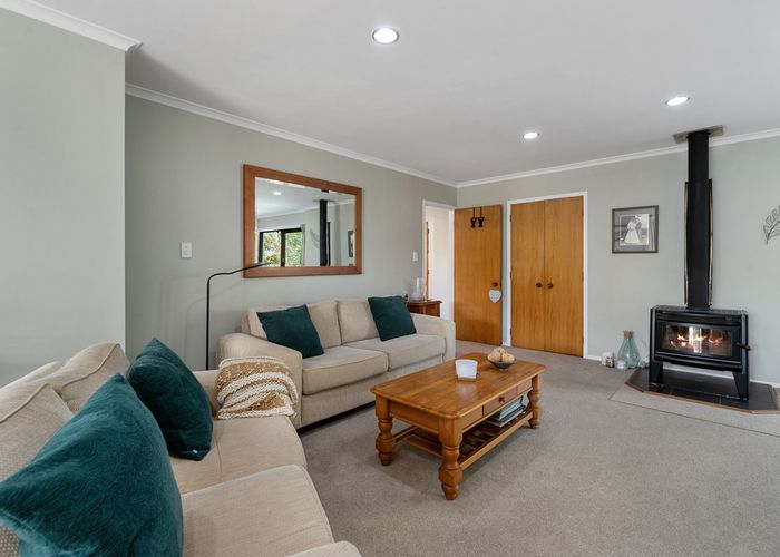  at 13 Chatham Avenue, Paremoremo, Auckland