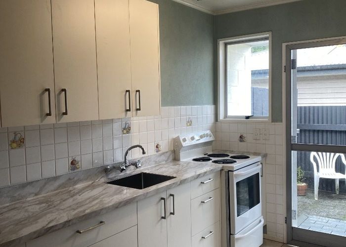  at 2/12 Caxton Street, Onekawa, Napier