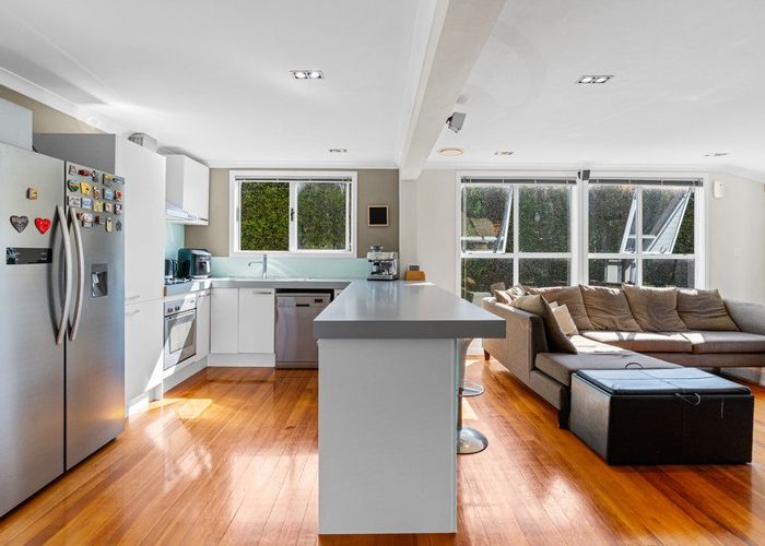  at 5 Farringdon Street, Glen Innes, Auckland City, Auckland