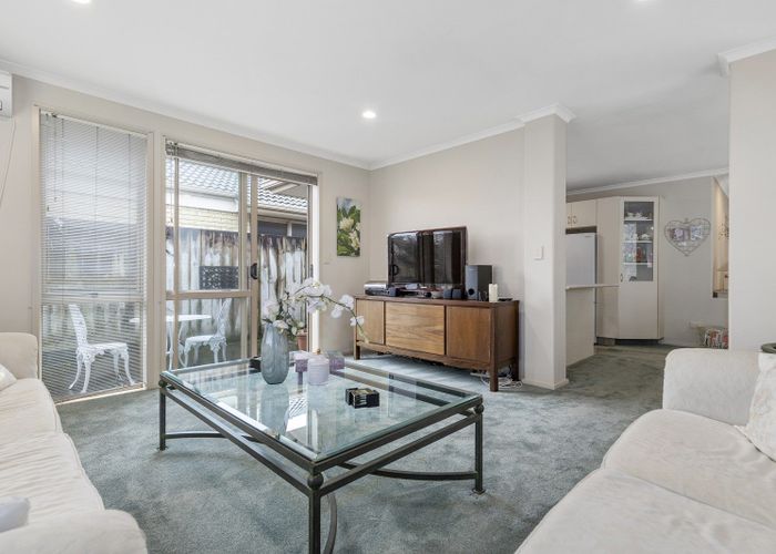  at 5 Grevillea Place, Melville, Hamilton