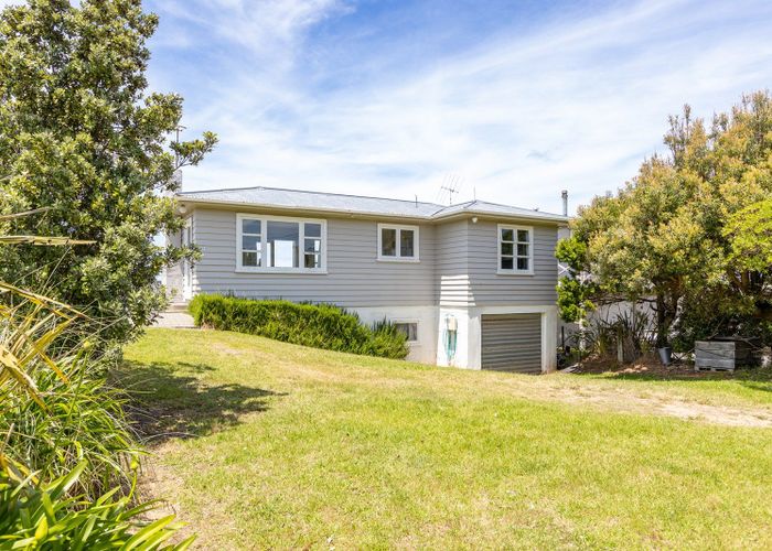  at 51 Blue Pacific Parade, Riversdale Beach