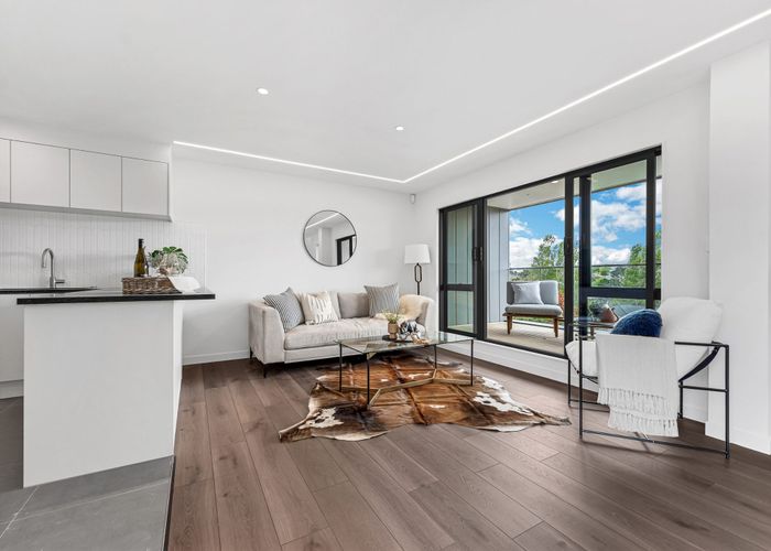  at 49 Northboro Road, Belmont, North Shore City, Auckland
