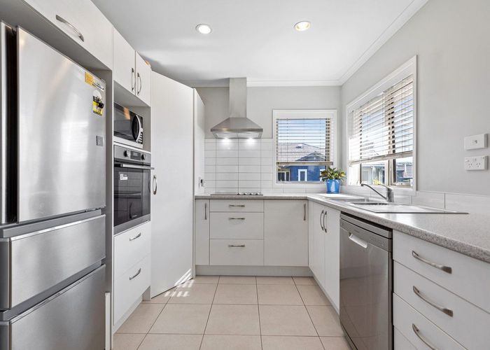  at 39 Bridgewater Way, Pyes Pa, Tauranga, Bay Of Plenty