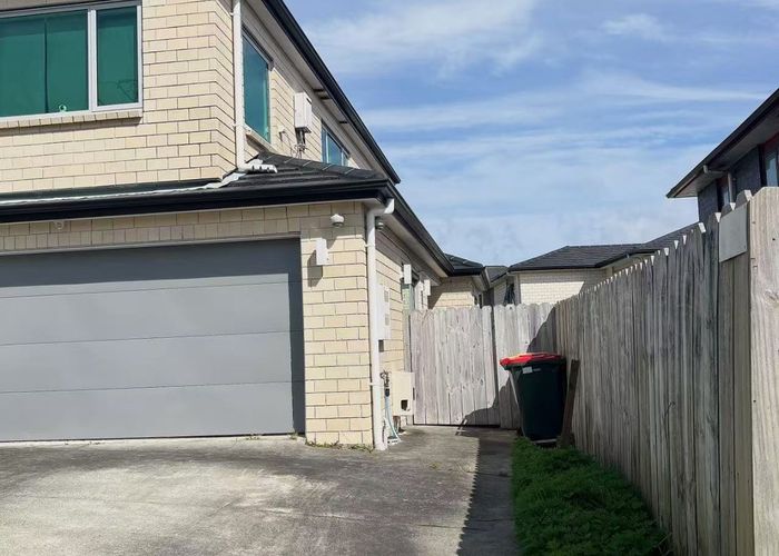  at Granny/1 Ravello Rise, Flat Bush, Auckland 2019, Flat Bush, Manukau City, Auckland
