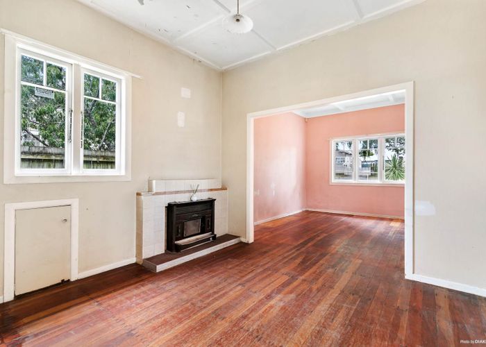  at 28 Lippiatt Road, Otahuhu, Auckland