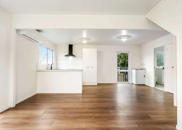  at 1/24 Solveig Place, Randwick Park, Manukau City, Auckland